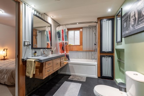 4164 Fairway Place, North Vancouver, BC 