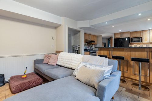 4164 Fairway Place, North Vancouver, BC 