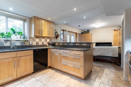 4164 Fairway Place, North Vancouver, BC 