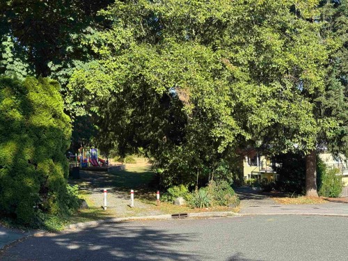 4164 Fairway Place, North Vancouver, BC 