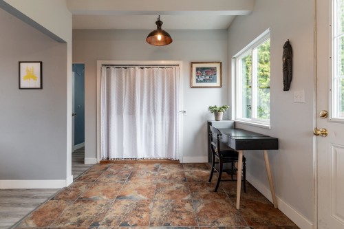 4164 Fairway Place, North Vancouver, BC 