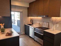 1341 21st Avenue E Vancouver, BC V5V 1T1