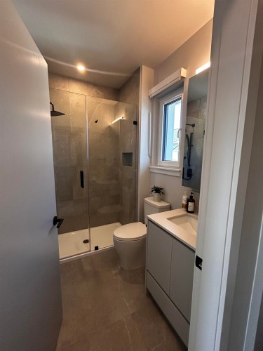 1341 21St Avenue E, Vancouver, BC 