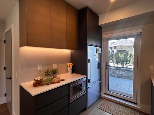 1341 21St Avenue E, Vancouver, BC 