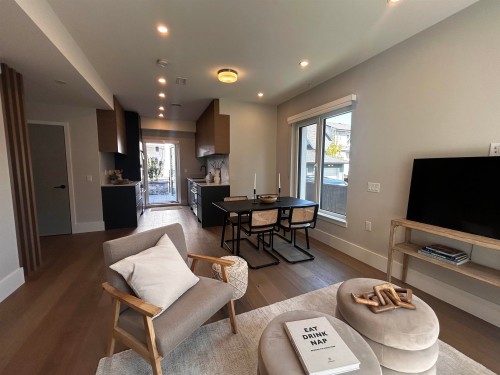 1341 21St Avenue E, Vancouver, BC 