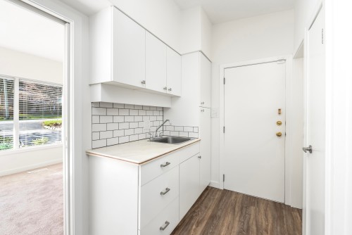 429 Newlands Road, West Vancouver, BC 