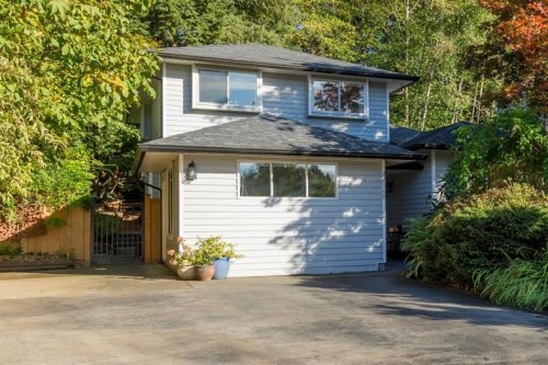 22169 River Bend  Maple Ridge, BC V2X 9C1