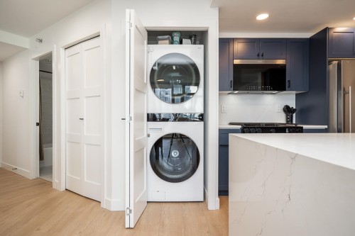 906-189 Davie Street, Vancouver, BC 