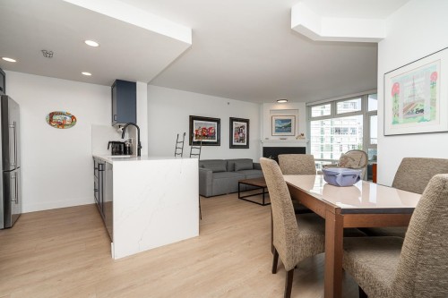 906-189 Davie Street, Vancouver, BC 