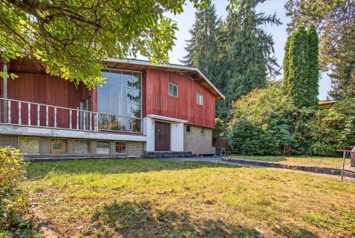 2337 St George Street, Port Moody, BC 