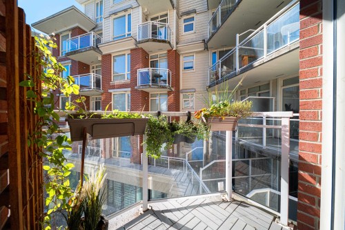 420-4028 Knight Street, Vancouver, BC 