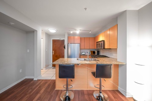 106-5665 Irmin Street, Burnaby, BC 