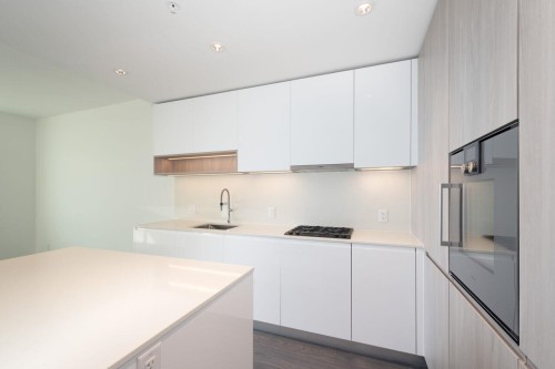 1021-6600 Minoru Boulevard, Richmond, BC 