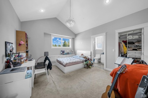 1640 Como Lake Avenue, Coquitlam, BC 