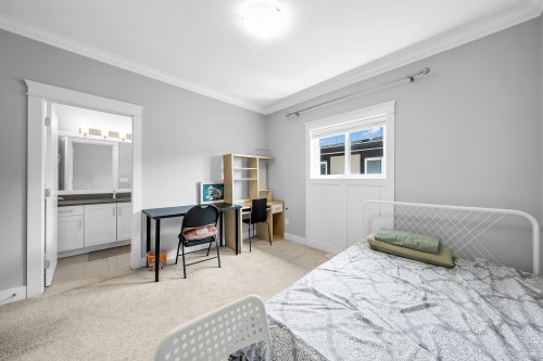 1640 Como Lake Avenue, Coquitlam, BC 