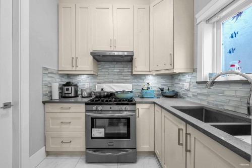 1640 Como Lake Avenue, Coquitlam, BC 