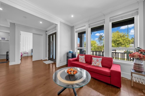 1640 Como Lake Avenue, Coquitlam, BC 