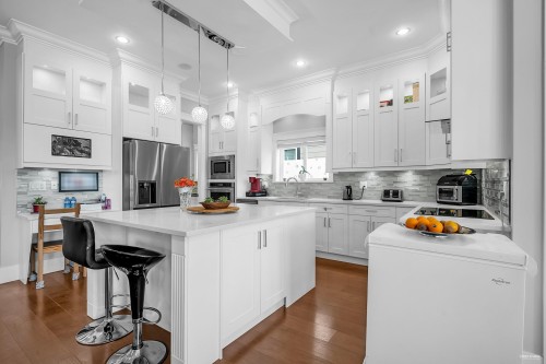 1640 Como Lake Avenue, Coquitlam, BC 