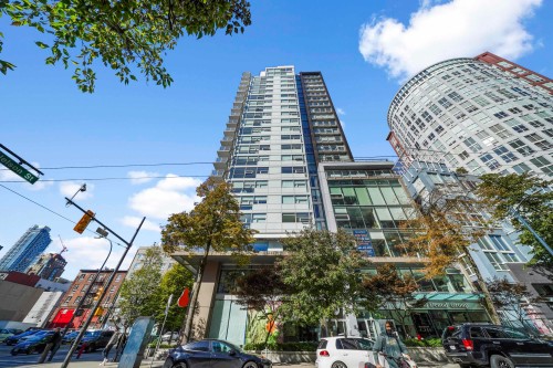 2204-999 Seymour Street  Vancouver, BC V6B 0M5