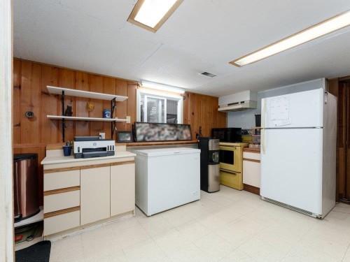 334 Arbutus Street, New Westminster, BC 