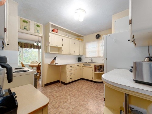 334 Arbutus Street, New Westminster, BC 