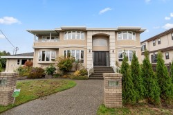 6941 Adair Street  Burnaby, BC V5B 2W8
