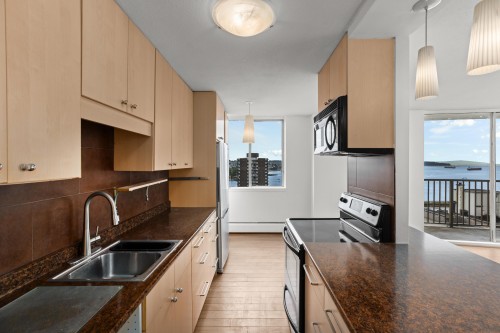 1701-1251 Cardero Street, Vancouver, BC 