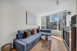 703-58 Keefer Place  Vancouver, BC V6B 0B8