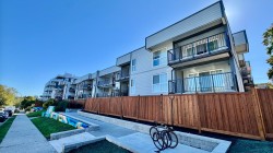 215-808 8th Avenue  Vancouver, BC V5T 1T5