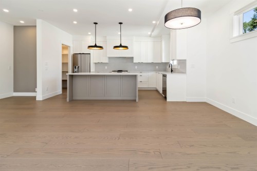 3611 St Thomas Street, Port Coquitlam, BC 