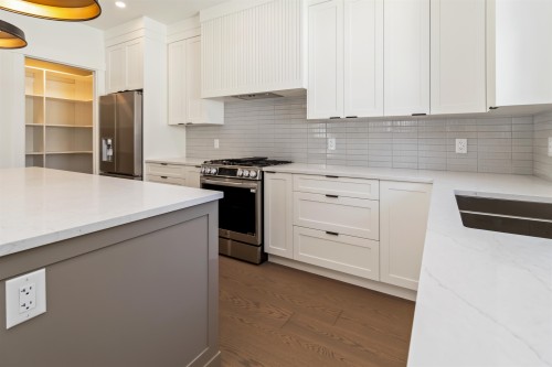 3611 St Thomas Street, Port Coquitlam, BC 