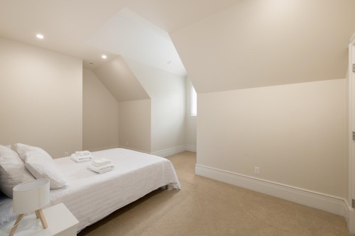 920 Pyrford Road, West Vancouver, BC 