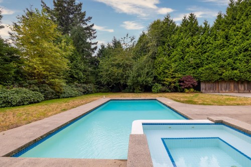 920 Pyrford Road, West Vancouver, BC 