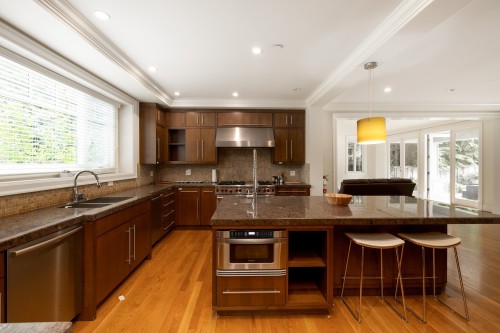 920 Pyrford Road, West Vancouver, BC 