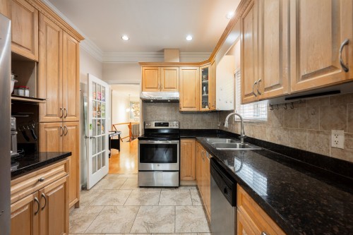 7489 Rosewood Street, Burnaby, BC 