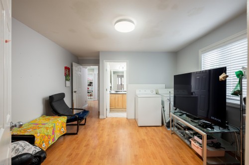 7489 Rosewood Street, Burnaby, BC 