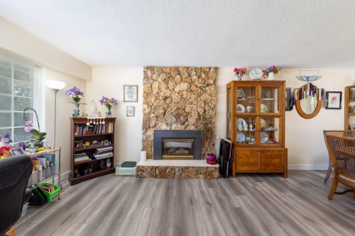 10031 2Nd Avenue, Richmond, BC 