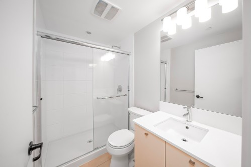 902-6971 Elmbridge Way, Richmond, BC 