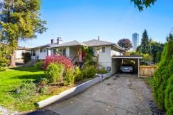 7134 17th Avenue  Burnaby, BC V3N 1K7