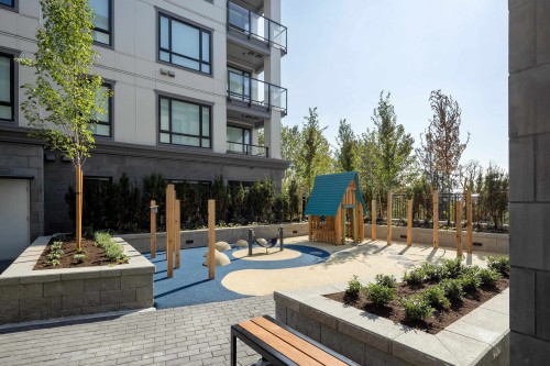 606-215 Mcbay Lane, Coquitlam, BC 