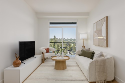 606-215 Mcbay Lane, Coquitlam, BC 