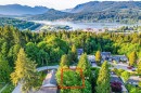 1124 Luxton Square, Coquitlam, BC 