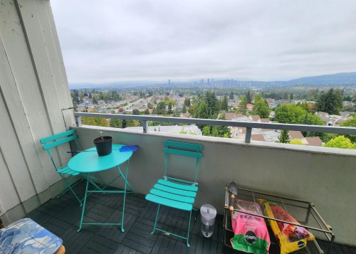 1205-4160 Sardis Street, Burnaby, BC 