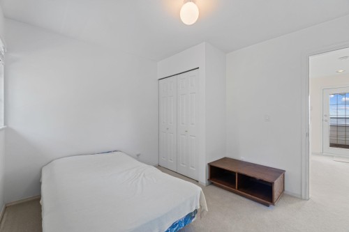 5275 Mckee Street, Burnaby, BC 