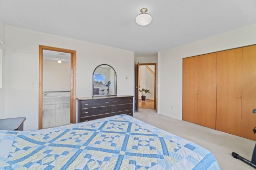 5275 Mckee Street, Burnaby, BC 