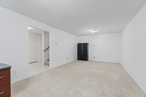 5275 Mckee Street, Burnaby, BC 