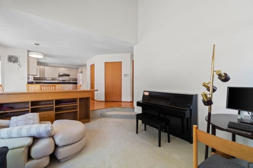 5275 Mckee Street, Burnaby, BC 