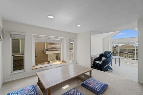 5275 Mckee Street, Burnaby, BC 