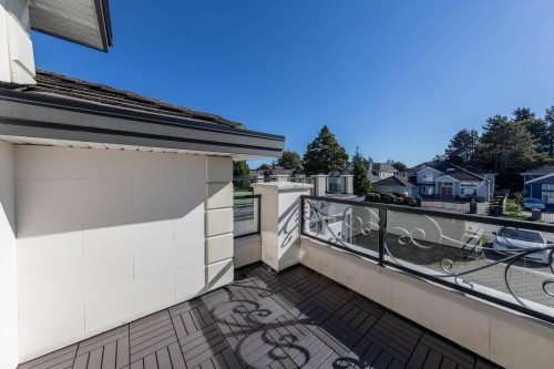 9631 Saunders Road, Richmond, BC 