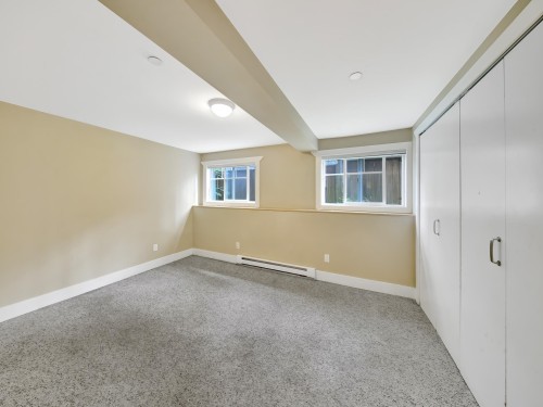 2770 5Th Avenue W, Vancouver, BC 